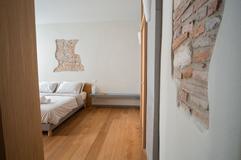Bedroom 2, Chill in Tuscany, Lucca