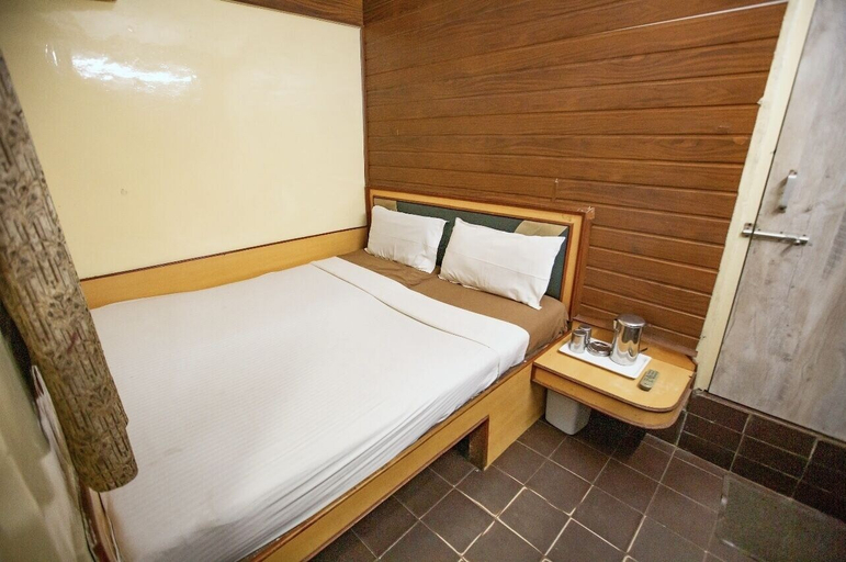 Bedroom 3, Hotel Maneck, The Nilgiris