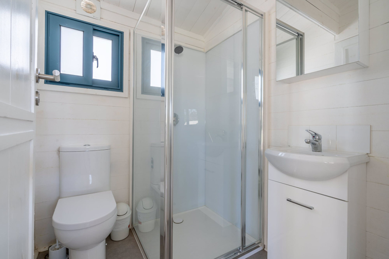 Bathroom 3, BIG4 Tasman Holiday Parks - Racecourse Beach, Shoalhaven - Pt B