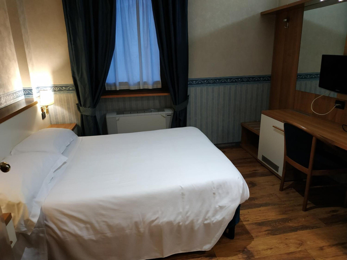 Bedroom 4, Hotel Aurora, Rome