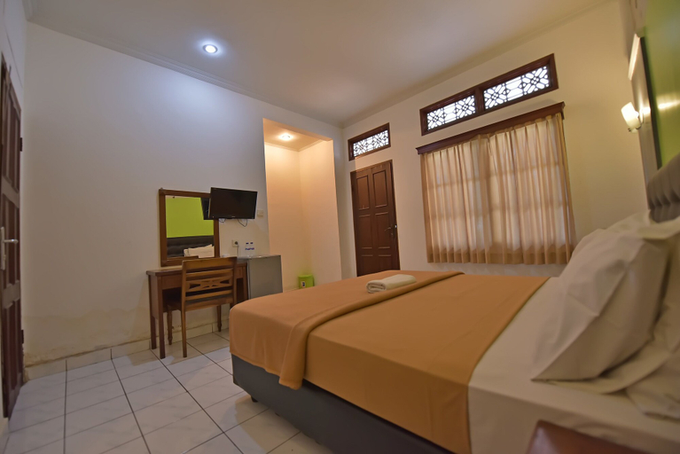Bedroom 4, Sandat Hotel Kuta, Badung