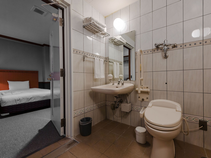 Bedroom 4, HOTEL AZAT Naha, Naha