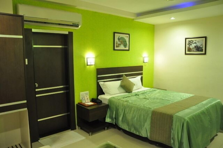 Bedroom 3, Best Western Yuvraj, Surat