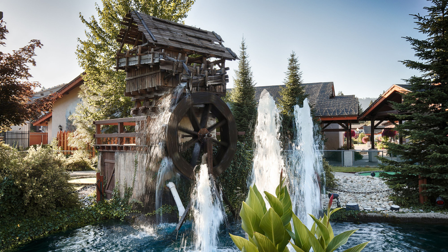 Exterior & Views 2, Icicle Village Resort, Chelan