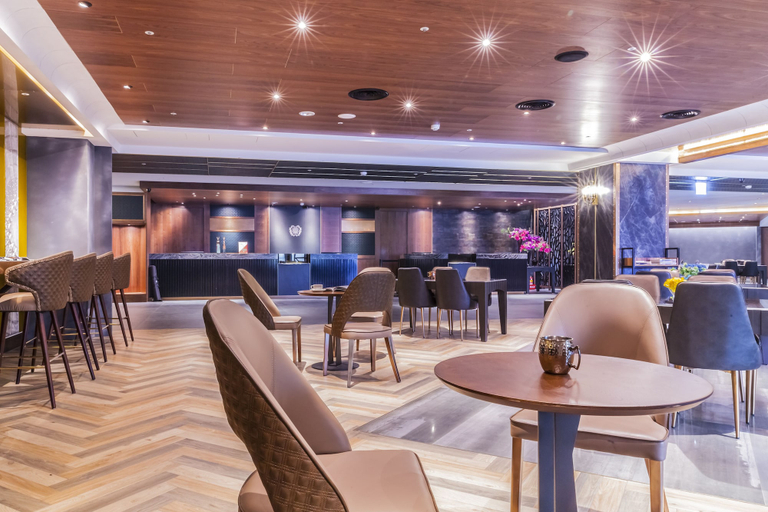 Food & Drinks 5, Saint Hostel, Yulin