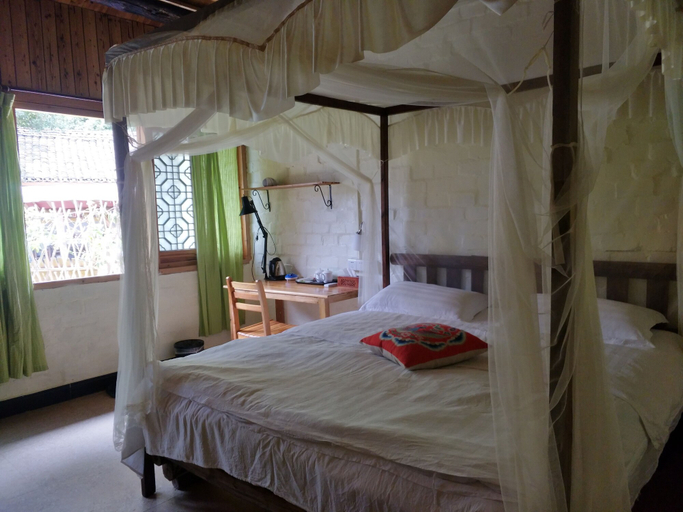 Bedroom 2, Yangshuo Loong Old House, Guilin
