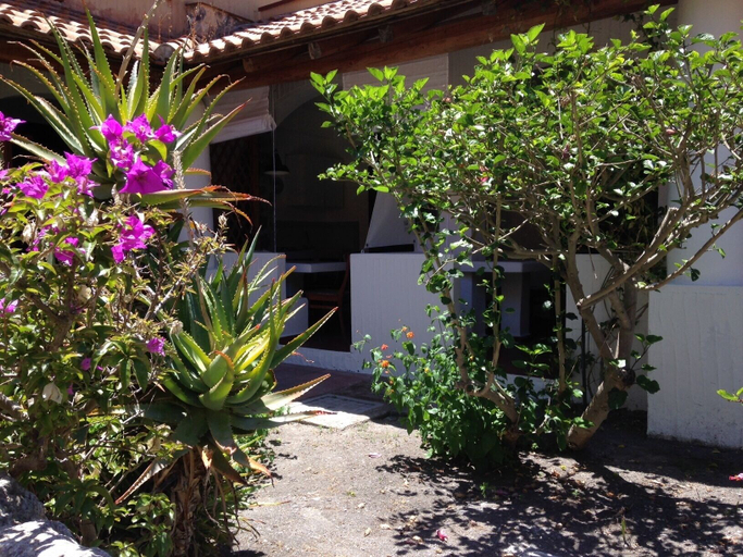 Exterior & Views 2, Jerà Aloe B&B Relax-Vulcanello, Messina