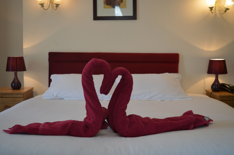 Bedroom 3, The Globe Hotel, Essex