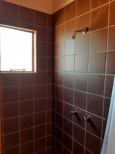 Bathroom 3, Tismaree Guestfarm, Rehoboth Rural