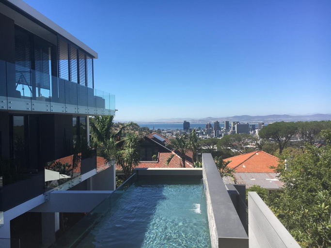 Sport & Beauty 4, Bayview Guest House, City of Cape Town