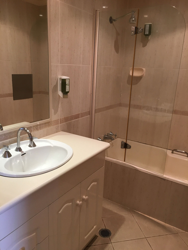 Bathroom 4, El Lago Waters Motel, Wyong - South and West