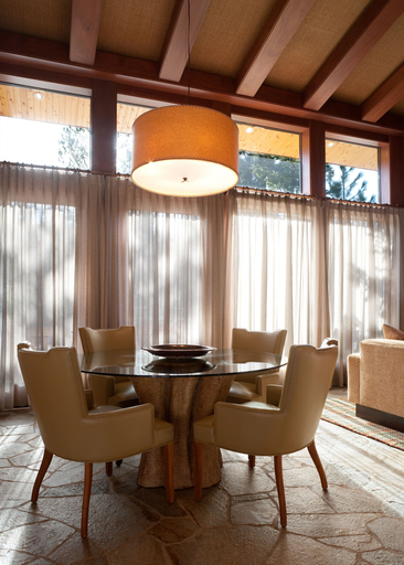 Others 5, Obsidian Residence Club, Mono