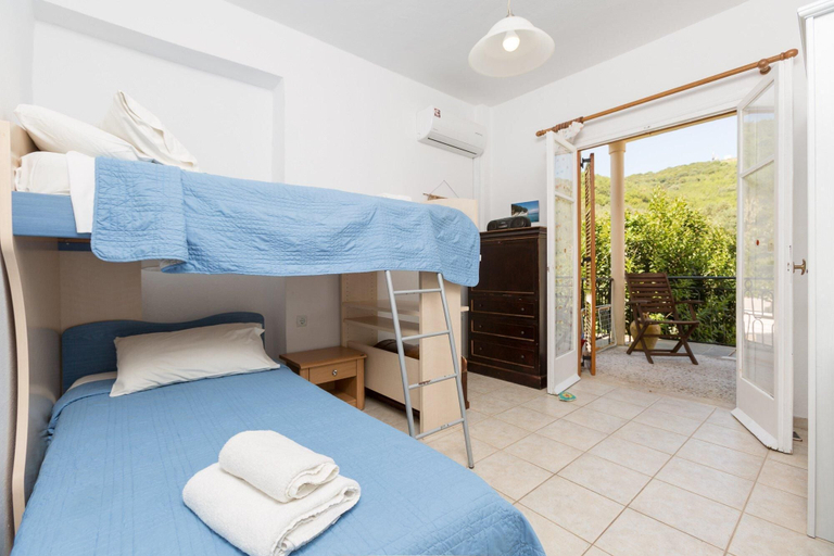 Bedroom 4, Anna Apartment Walk to Beach A C Wifi Car Not Required - 2451, Ionian Islands