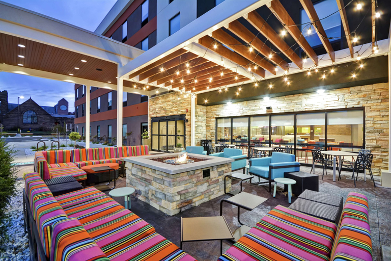 Food & Drinks 4, Home2 Suites by Hilton Carbondale, Jackson