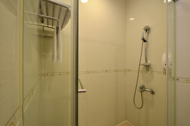 Bathroom 4, Ever Delightful Business Hotel, Chiayi City