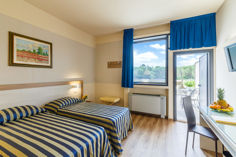 Bedroom 3, Hotel Country Club, Lucca