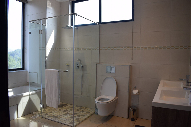 Bathroom 3, Mythos Boutique Hotel, Nyarugenge