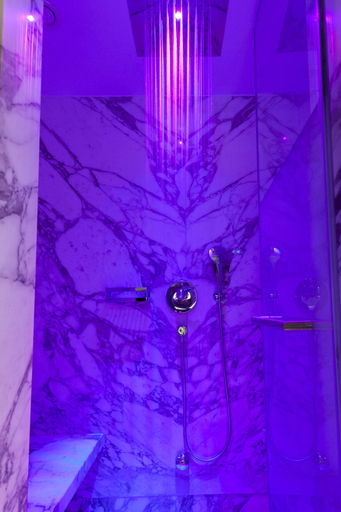Bathroom 5, Samaria Hotel, Crete
