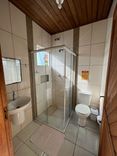 Bathroom 4, Pousada Rosália, Penha