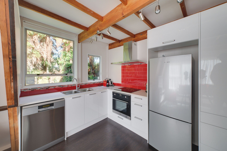 Others 5, Awesome 3 bed Rotorua Lake House, Rotorua