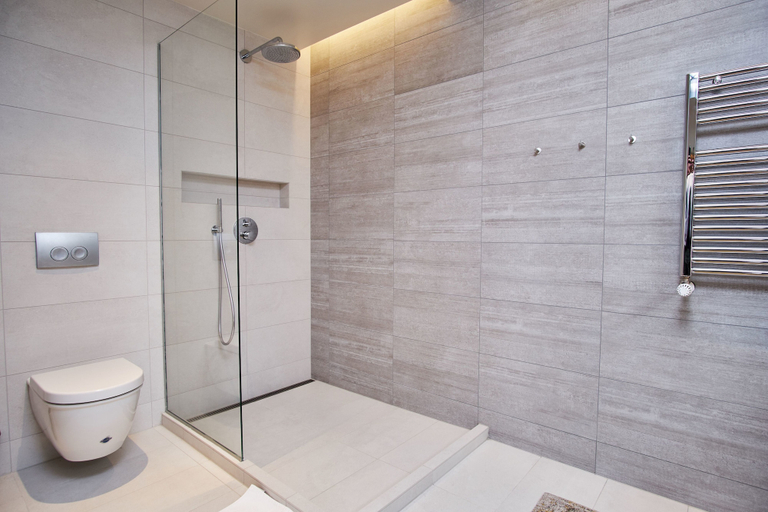 Bathroom 4, Hótel Berg, Reykjanesbær