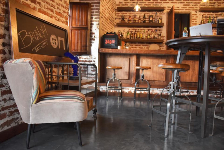 Food & Drinks 4, On Hotel Boutique, Oropeza