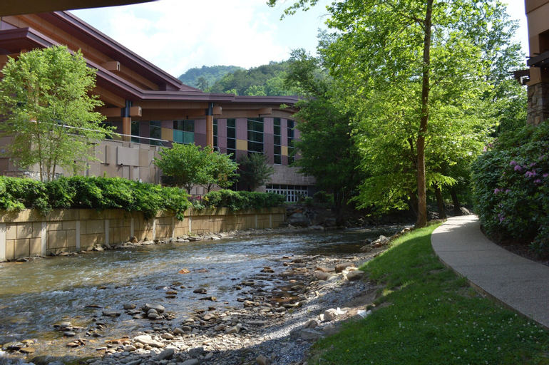 Exterior & Views 2, Harrah's Cherokee Casino Resort, Jackson
