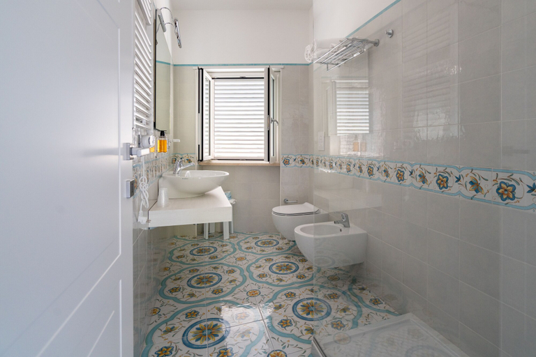 Bathroom 5, Park Hotel Villa Maria, Foggia