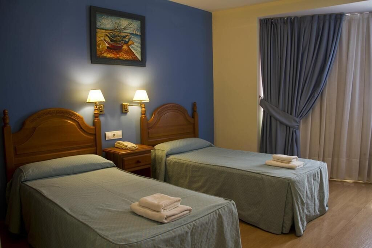 Bedroom 4, Hotel Clemente, Huesca