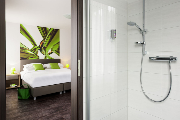 Bedroom 4, ibis Styles Arnsberg Sauerland, Hochsauerlandkreis