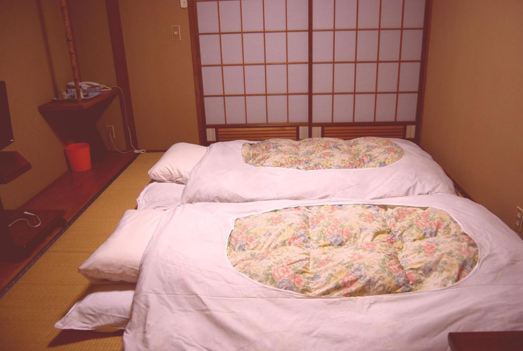 Bedroom 3, Ougiya Ryokan, Hakuba