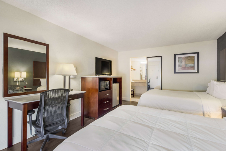 Bedroom 3, Surestay By Best Western Sarasota Lido Beach, Sarasota