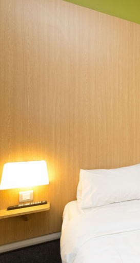 Bedroom 3, Hôtel Inn Design Montluçon, Allier