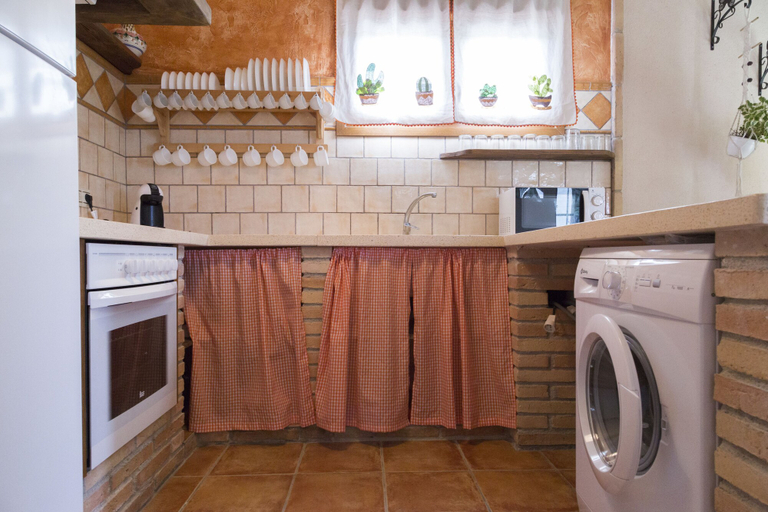 Others 5, Casa la Tora, Tarragona