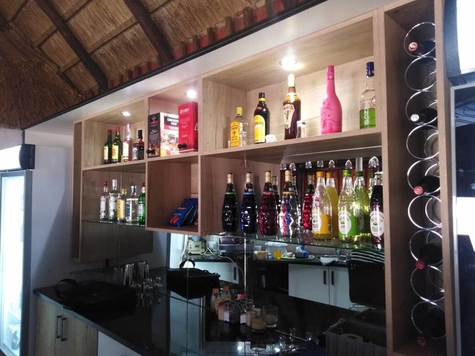 Food & Drinks 4, Rest Camp Lodge, Manzini North