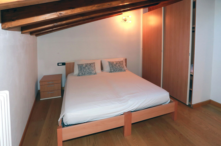 Others 5, Residence Lake Como, Lecco