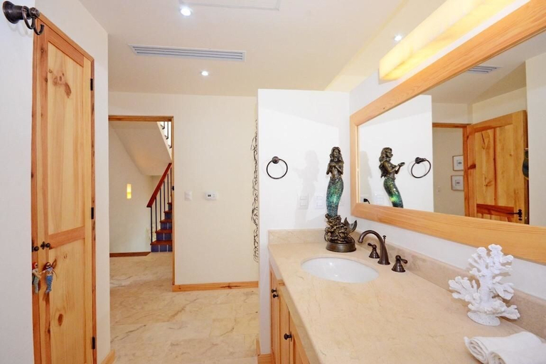 Bathroom 4, Casa la Mera Mora by Skyrun, Isla Mujeres