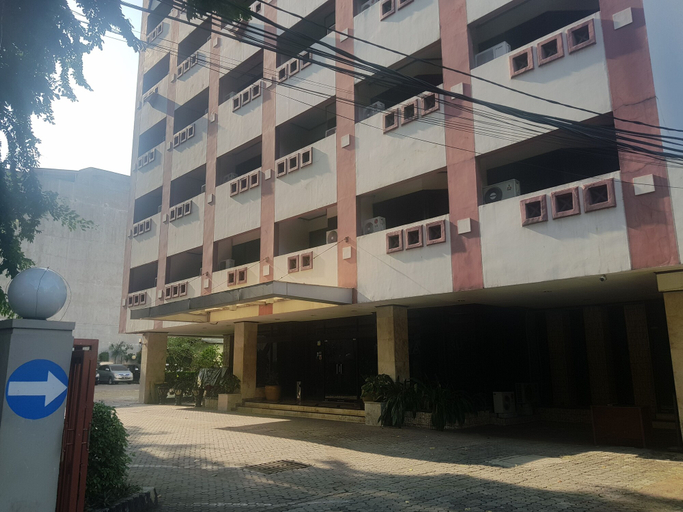Exterior & Views 2, Hotel Surya Baru, Central Jakarta