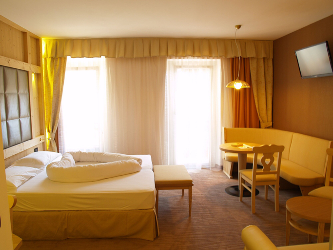 Bedroom 3, Hotel Ladina, Trento