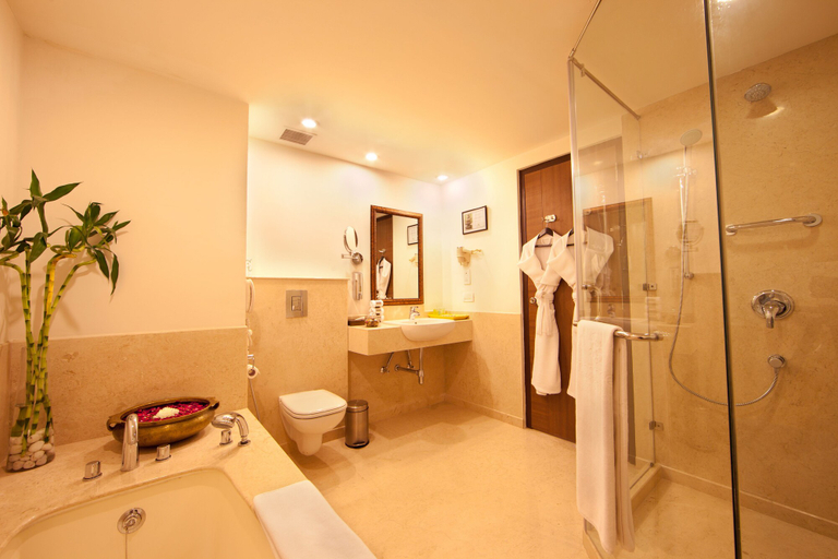 Bathroom 5, Lemon Tree Premier, Ulsoor Lake, Bengaluru, Bangalore