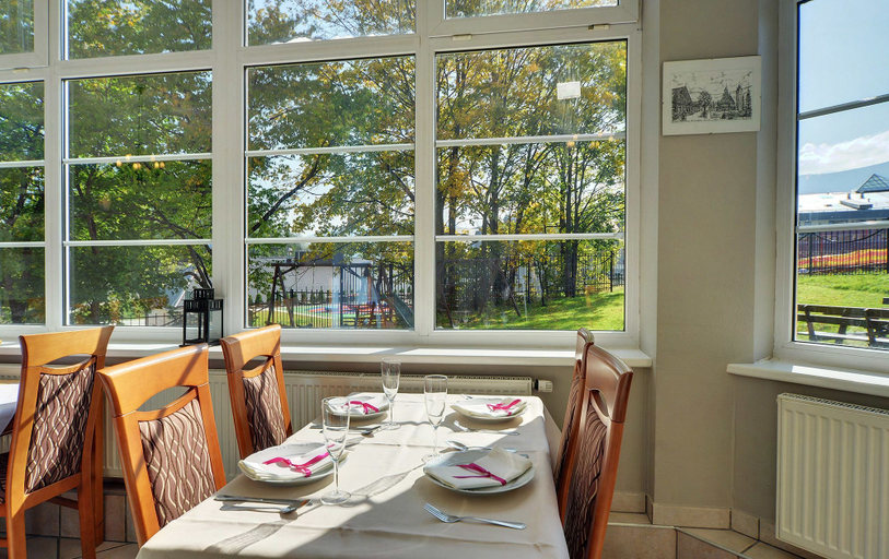Others 4, Hotel Belweder - przy hotelu Golebiewski, Jelenia Góra