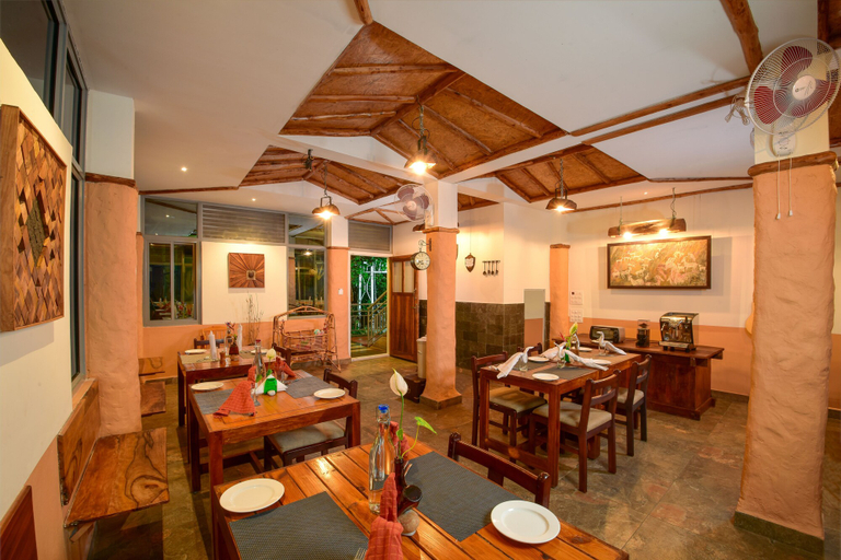 Food & Drinks 5, Mistletoe Munnar, Idukki