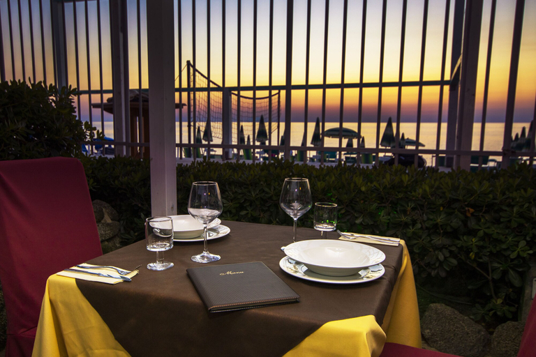 Food & Drinks 5, Park Oasi Residence, Vibo Valentia