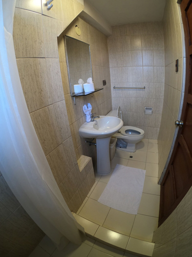 Bathroom 4, Casona Quera, Cusco