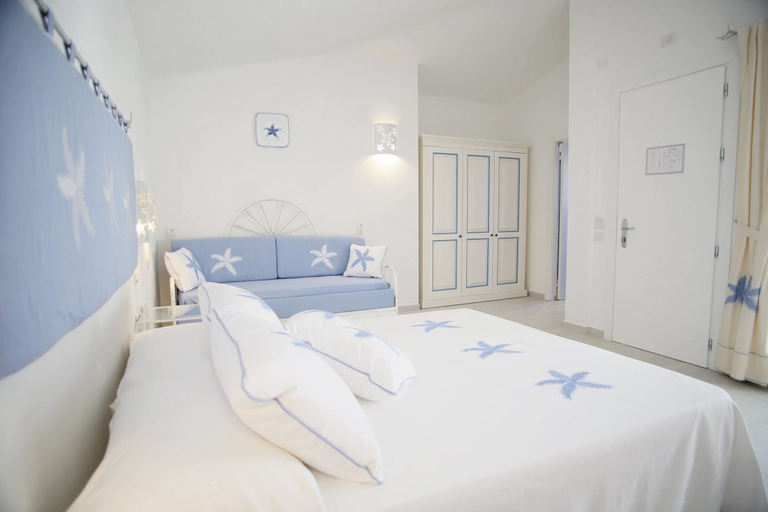 Bedroom 4, Regina Simius Hotel, Cagliari
