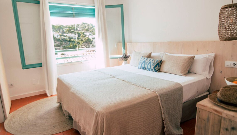 Bedroom 4, Hostal Ses Negres, Girona