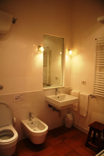 Bathroom, Tenuta Agricola Fonte di Papa, Roma