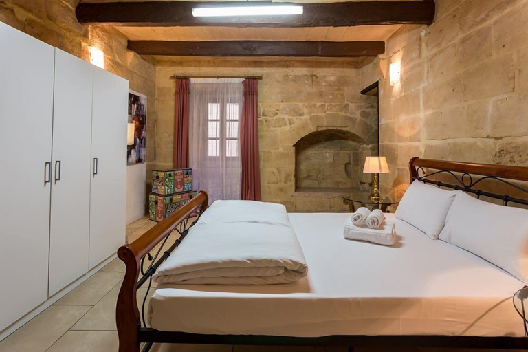 Bedroom 2, Vallettastay Banoffee