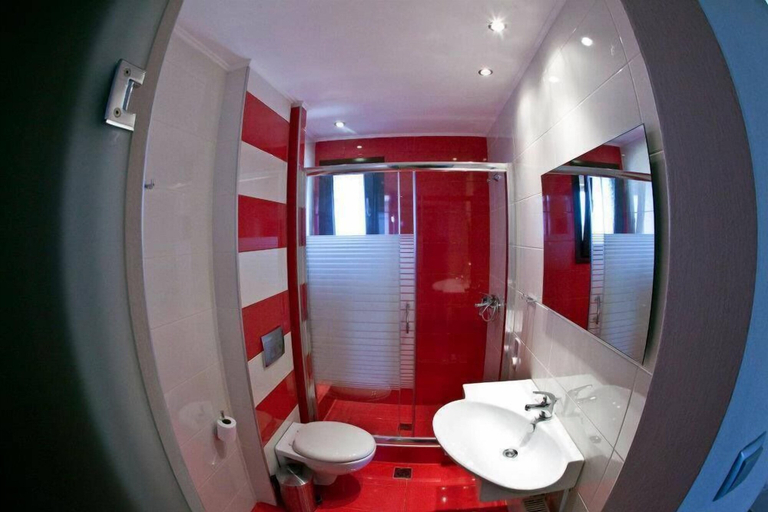 Bathroom 4, Hotel Konaki, Central Macedonia