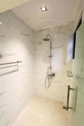 Bathroom 3, Siam Beach Resort, Koh Chang